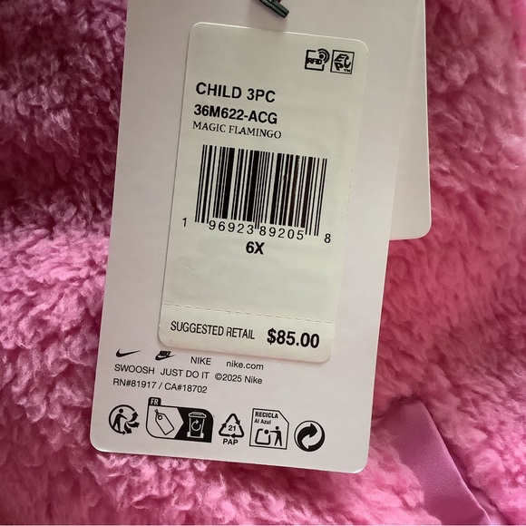 Nike girls 3pc fleece vest set size 6X(NWT)~PRICE IS FIRM~ - Picture 7 of 8